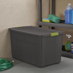 1945 - 35 Gal. Latch Tote